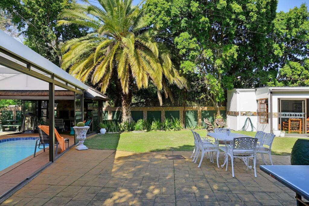 Mawethu Peaceful Garden With Covered Pool And Braai Area Κέιπ Τάουν Εξωτερικό φωτογραφία
