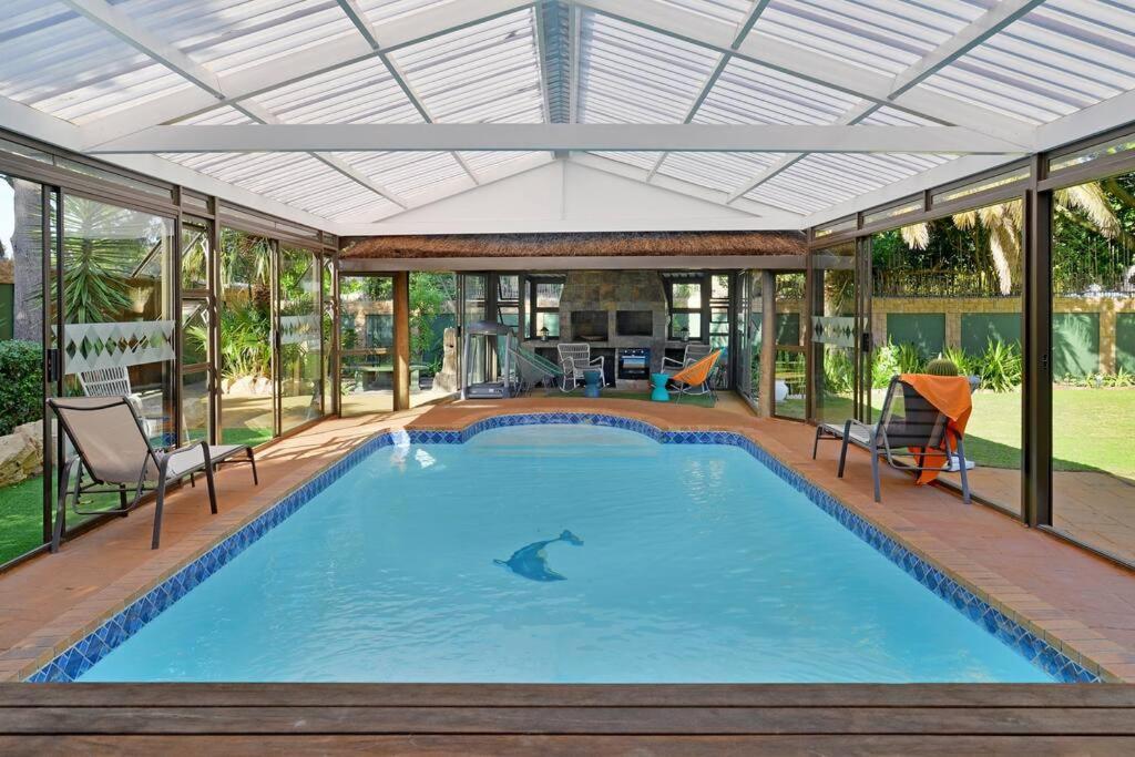 Mawethu Peaceful Garden With Covered Pool And Braai Area Κέιπ Τάουν Εξωτερικό φωτογραφία