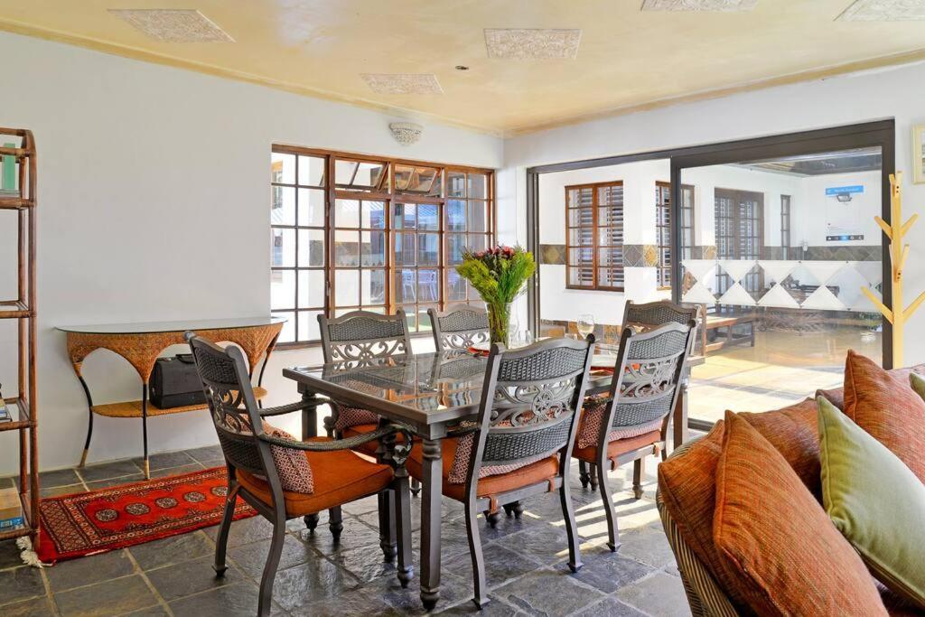 Mawethu Peaceful Garden With Covered Pool And Braai Area Κέιπ Τάουν Εξωτερικό φωτογραφία
