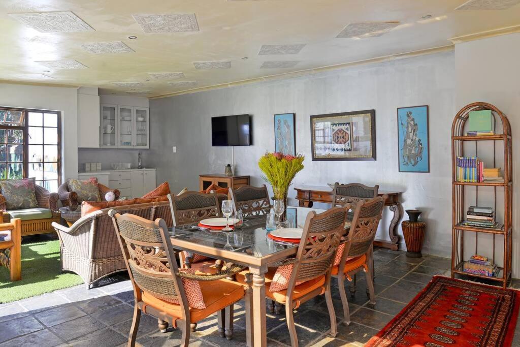 Mawethu Peaceful Garden With Covered Pool And Braai Area Κέιπ Τάουν Εξωτερικό φωτογραφία