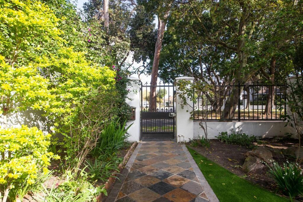 Mawethu Peaceful Garden With Covered Pool And Braai Area Κέιπ Τάουν Εξωτερικό φωτογραφία
